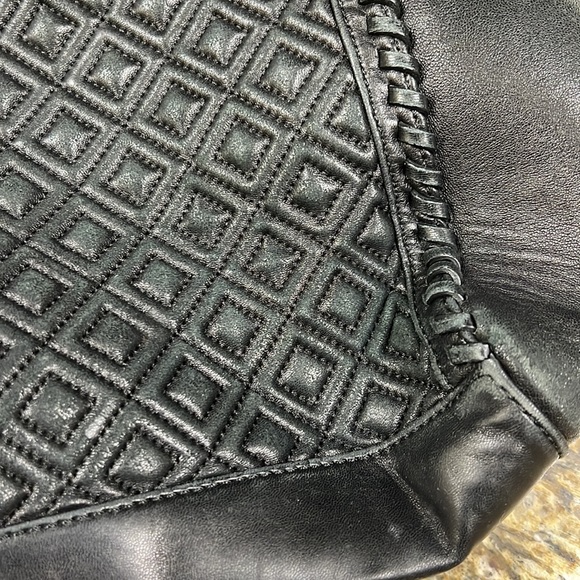 Tory Burch - Picture 4 of 6